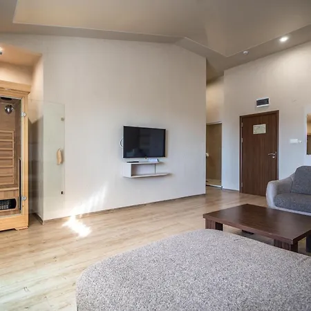 酒店 Royal Bath 2*