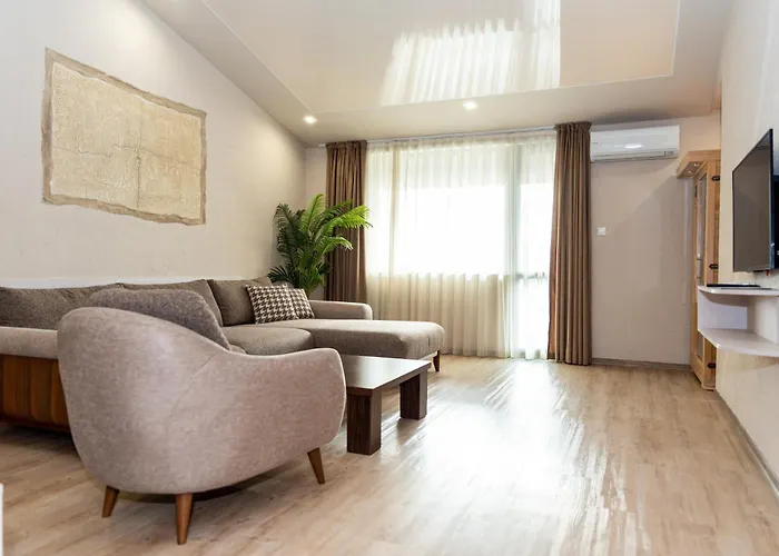 Хотел царска 2*