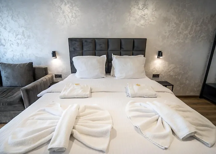 царска 2* Баня