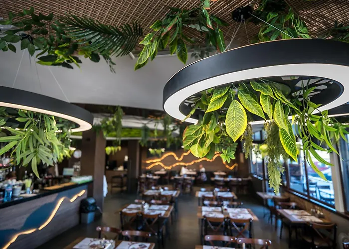 Хотел царска Баня